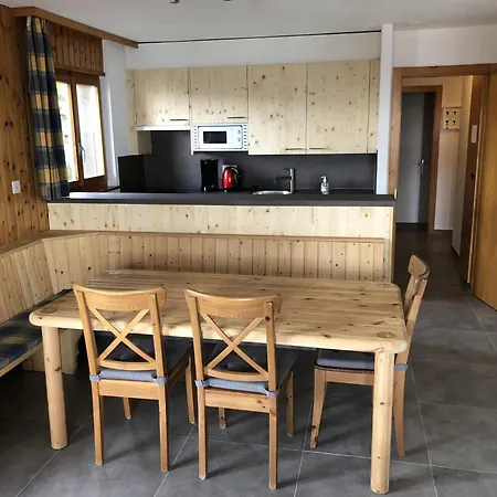 In Les Melezes Near Gondola * Veysonnaz